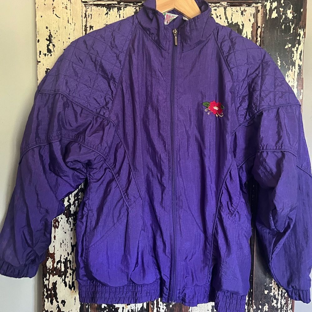 EUC Women’s Vintage Bold Spirit Purple Track jacket w poppy size small jacket.